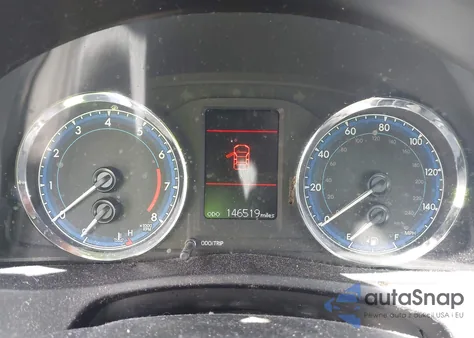 2018 Toyota Corolla Le z USA, uszkodzony, nr VIN 5YFBURHE6JP746865